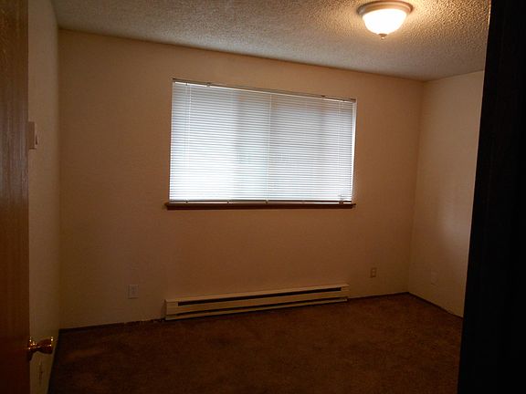 2nd image of 4016 84th St E APT 2C