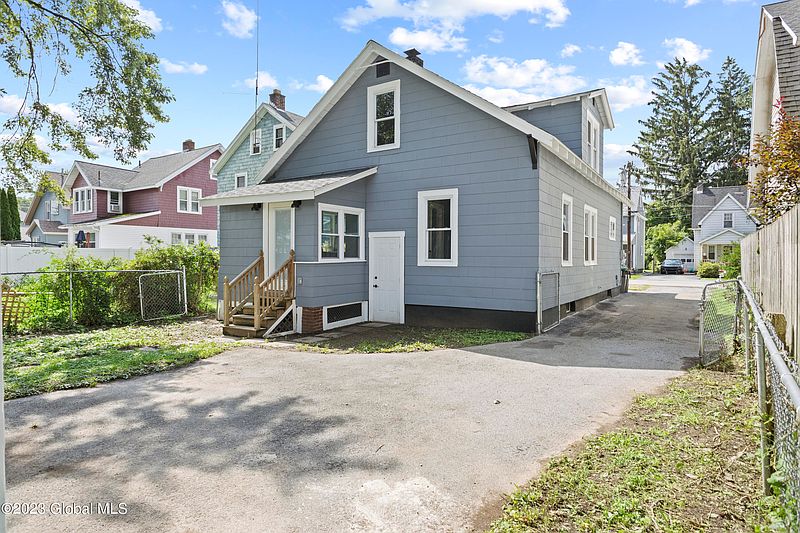 2nd image of 510 Charles Street