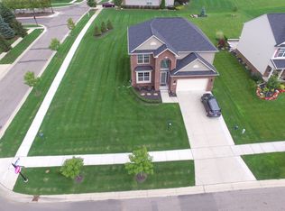 2598 Solace Dr, Commerce Twp, MI 48382