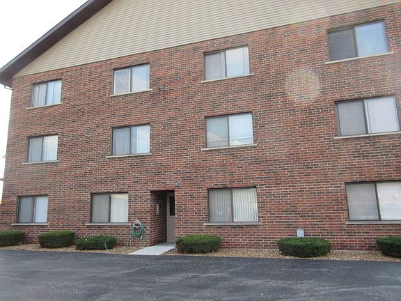 3rd image of 8100 168th Pl APT 3S