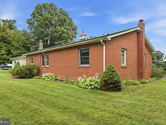 5th image of 1847 Vanormer Rd