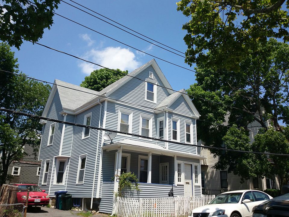 2nd image of 34 Wrentham St