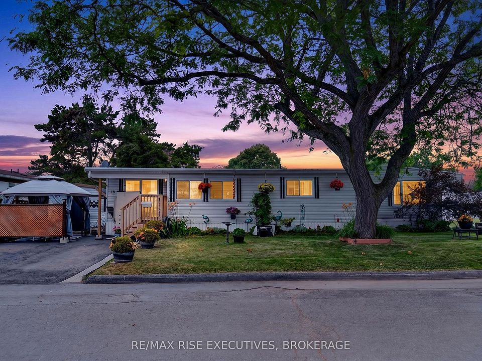 1st image of 18 Wentworth Dr