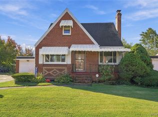 89 Campbell Rd, Cheektowaga, NY 14215