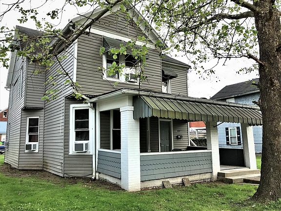 2nd image of 1712 Beaver St #B