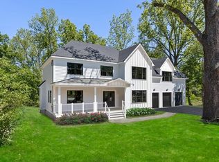 67 Everett St, Natick, MA 01760
