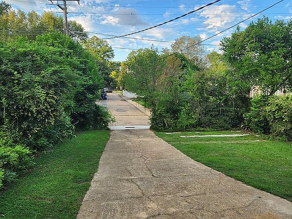 Private Driveway