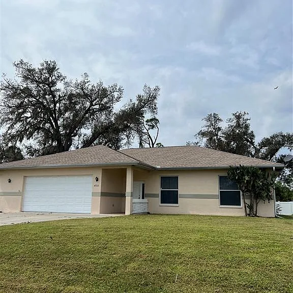4733 S Cranberry Blvd — Photo 1