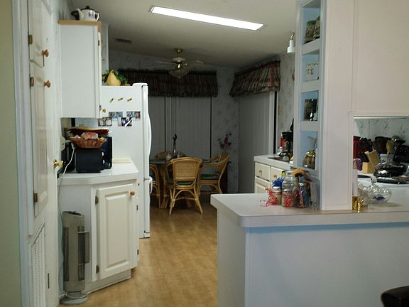 3rd image of 342 Mount Isle Ave NE