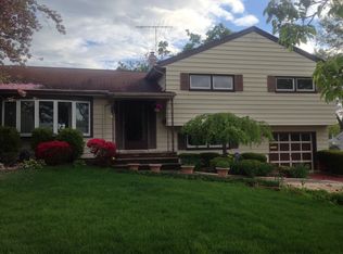 117 Rolling Hills Rd, Clifton, NJ 07013