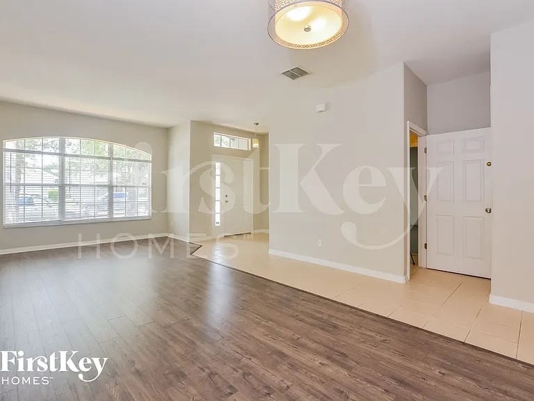 14832 Faberge Dr — Photo 3