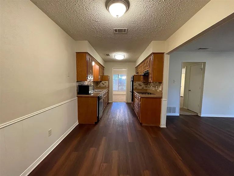 120 Shadybrook Dr — Photo 8