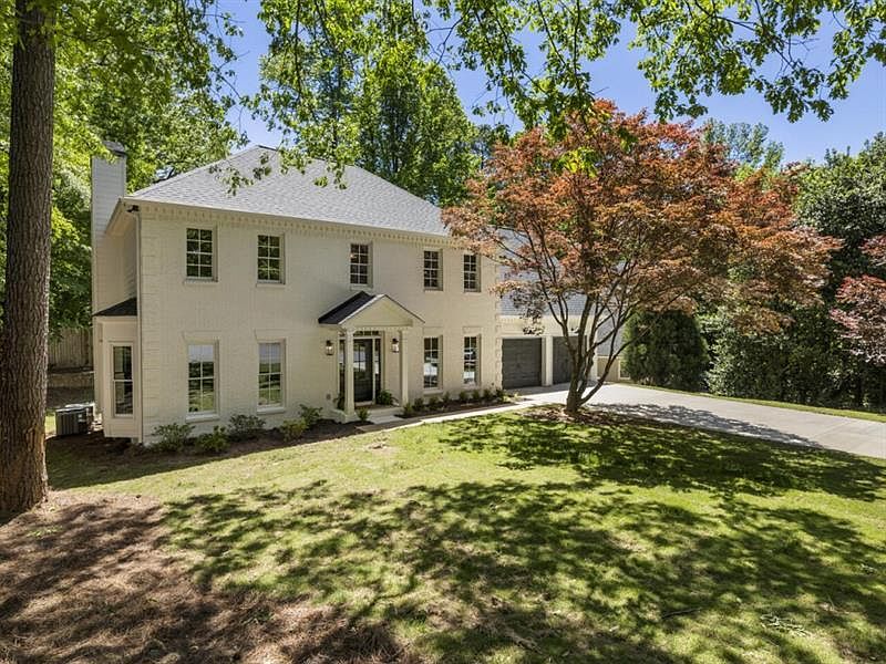1st image of 225 Wessex Ct