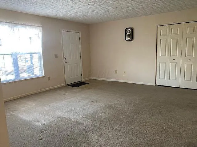 5507 Garden Rdg — Photo 21