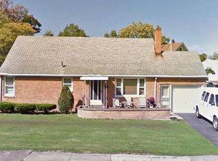 20 Marsden Rd, Rochester, NY 14609
