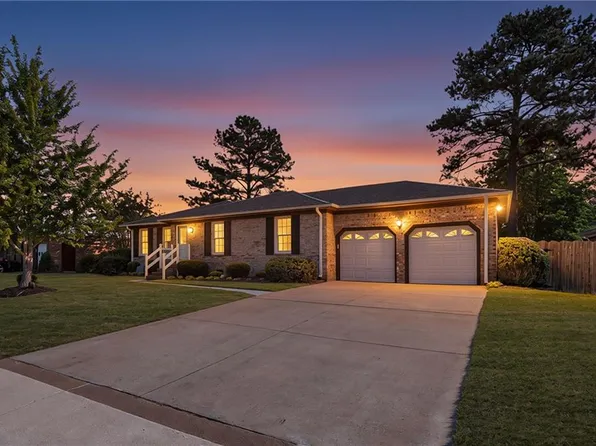 5360 Brockie St, Virginia Beach, VA 23464