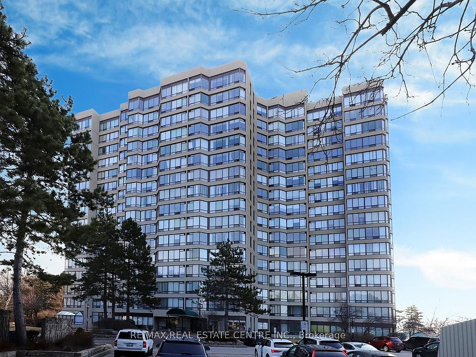 1st image of 26 Hanover Rd #1704