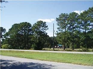 2nd image of 5130 N Highway 17