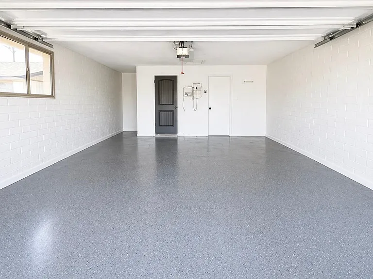 1237 E Riviera Dr — Photo 19