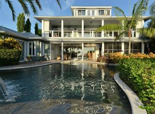 8176 Longbay Blvd, Sarasota, FL 34243