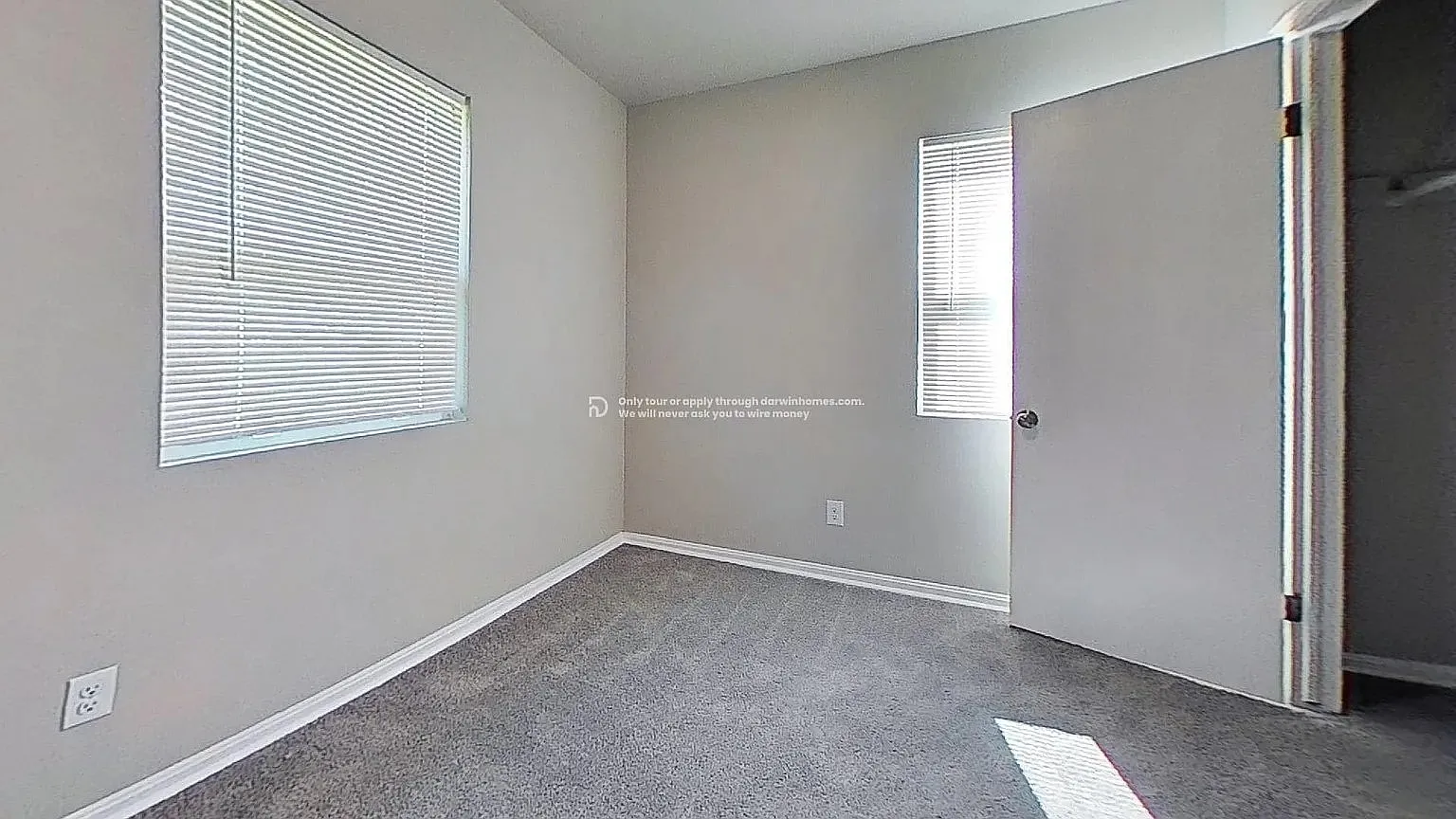 3 bed, 1.0 bath, 912 sqft, $1,072 — Photo 4