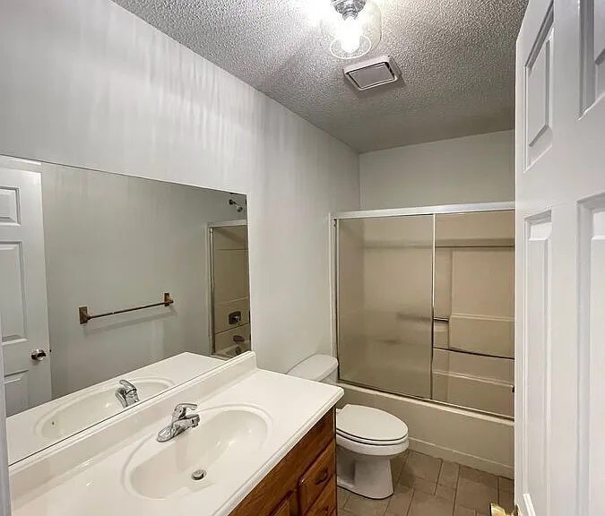 609 Piper Ct #A — Photo 7