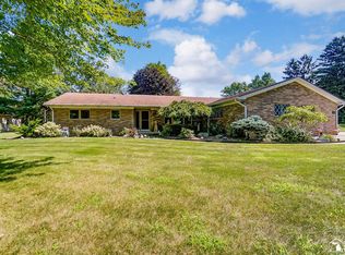 735 E Hurd Rd, Monroe, MI 48162