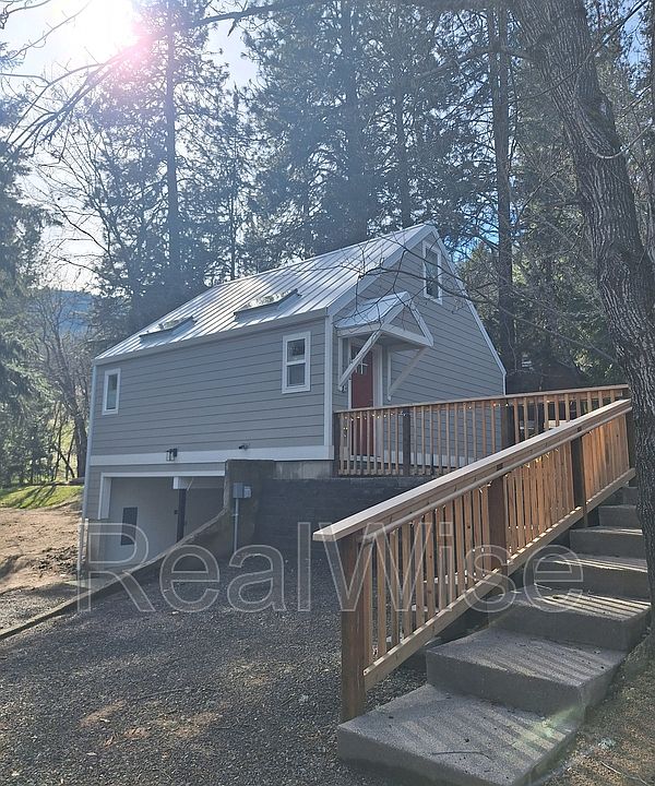1st image of 126 Strawberry Ln