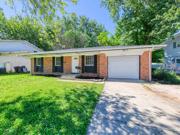 10016 Meadowlark Mnr, Indianapolis, IN 46235