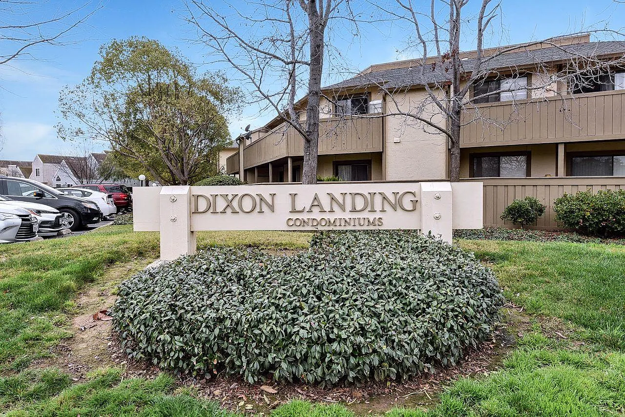 2 bed, 863 sqft, $2,950 — Photo 1