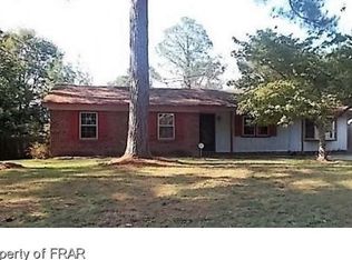1920 Wordsworth Dr, Fayetteville, NC 28304