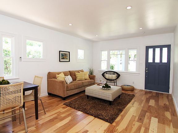 2nd image of 154 W Mendocino St