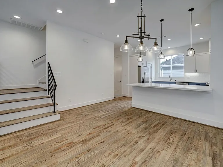 1535 W 24th St #C — Photo 7