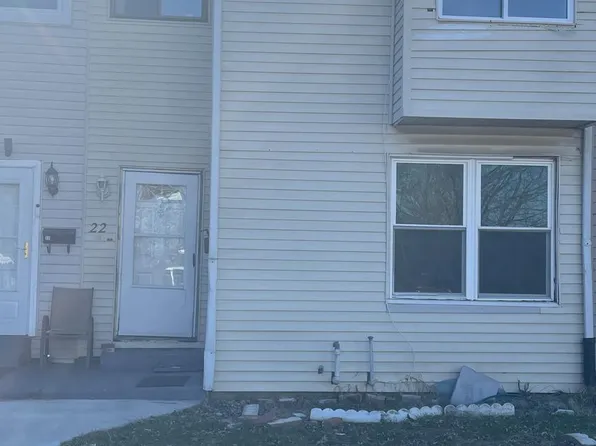22 Candlewick Ct, New Castle, DE 19720