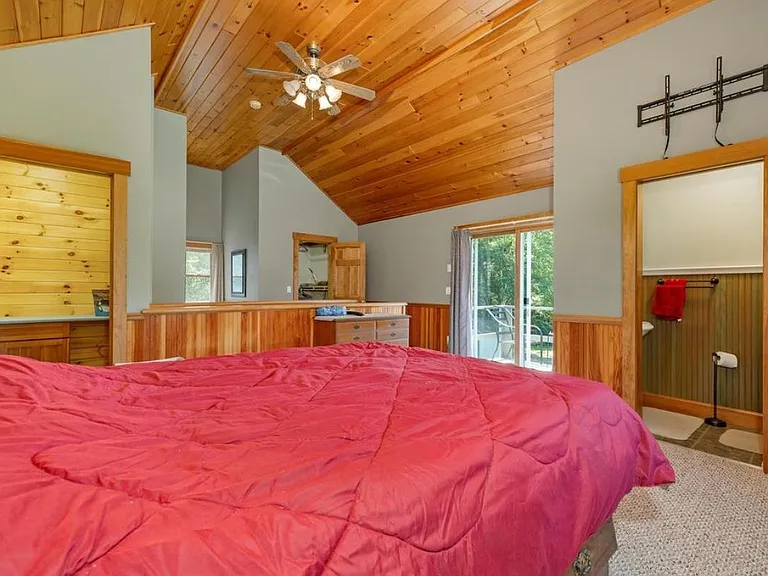 7B Roberts Cove Rd #B — Photo 8