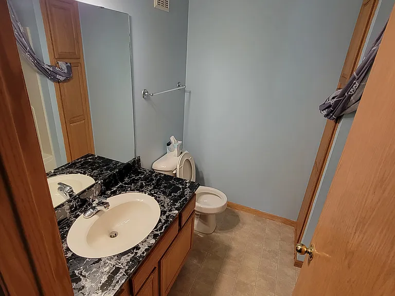 20009 Heritage Dr — Photo 14