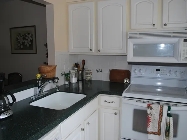 13809 Mission Oaks Blvd, Seminole, FL 33776