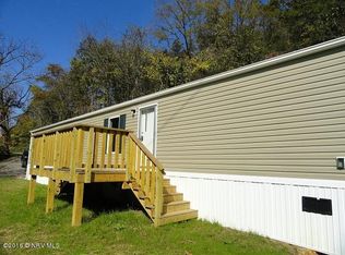 956 Den Hill Rd, Christiansburg, VA 24073