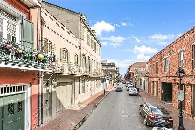 1st image of 917 Toulouse St APT 2