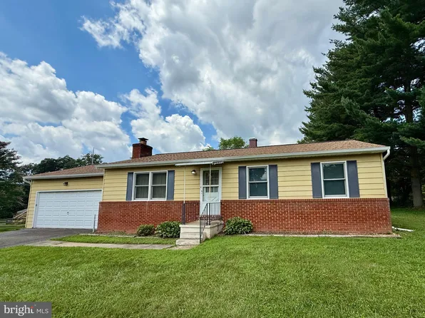 2306 Pheasant Run Dr, Finksburg, MD 21048