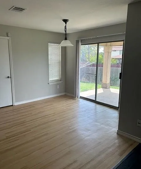 1302 Casa Blanca Cv — Photo 26