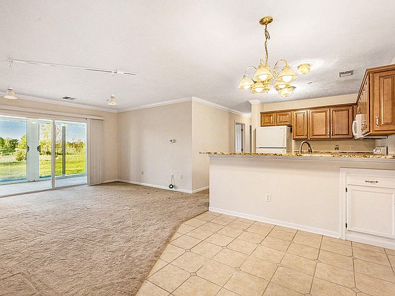 4th image of 8605 S Jasonville Ct SE