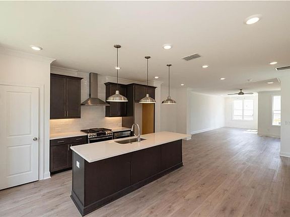 2nd image of 5209 Riden Ct