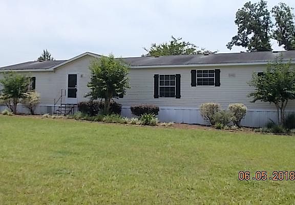 2nd image of 4000 Collier Ln