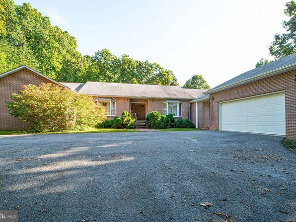 278 Poe Hill Rd, Front Royal, VA 22630