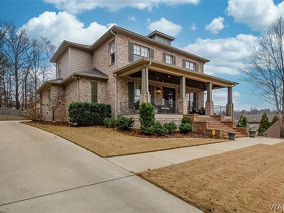4th image of 1307 Lexington Ln