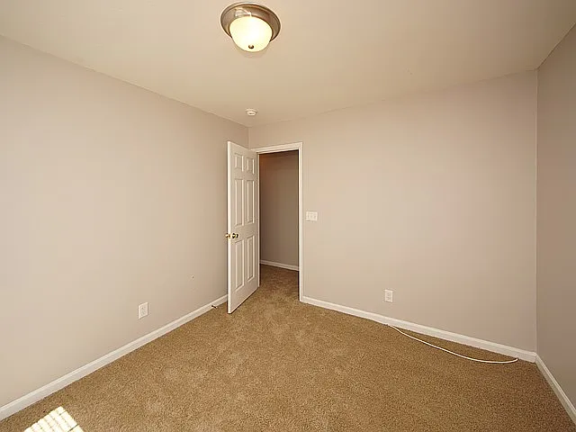 1218 Vistiana Dr — Photo 6