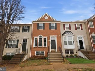 14236 Hunters Run Way, Gainesville, VA 20155