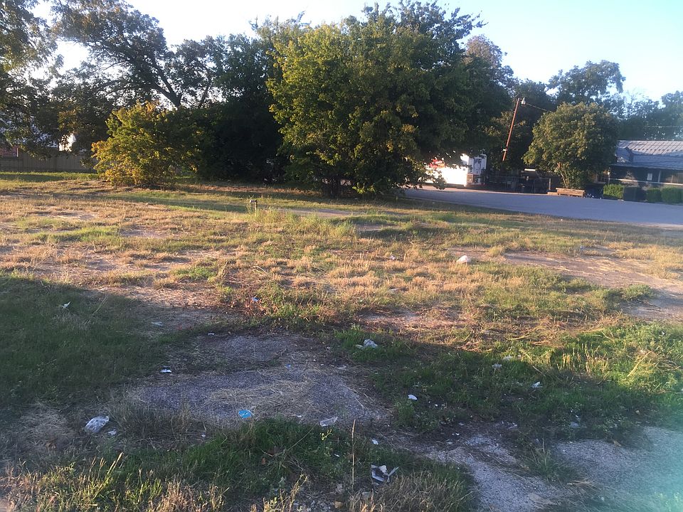 1st image of 115 W Avenue A