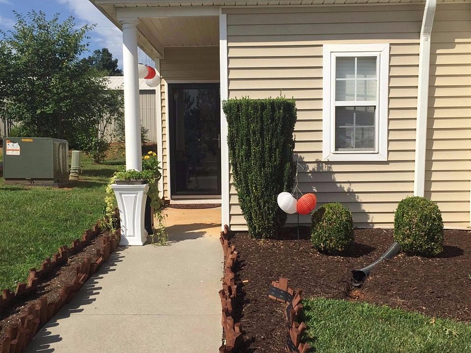 1st image of 44 Logan Ln